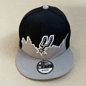 San Antonio Spurs Men’s New Era 59Fifty 22-23 Tip Off Snap Back Cap